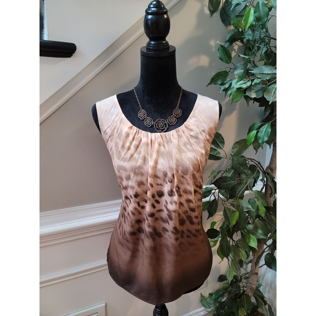 Chico's Tank Top Women's SZ 2/L Brown/Beige Leopard Print Sleeveless Round Neck