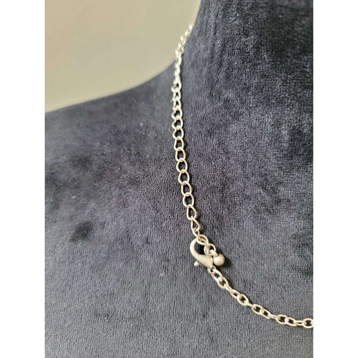Women's Spiral Pendant Statement Necklace With Lobster Clasp Chain Jewelry