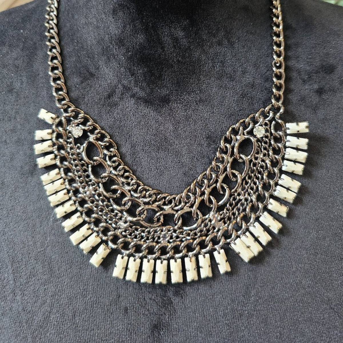 Womens White Chiclet Drops Bead Silver Tone Statement Bib Necklace Lobster Clasp