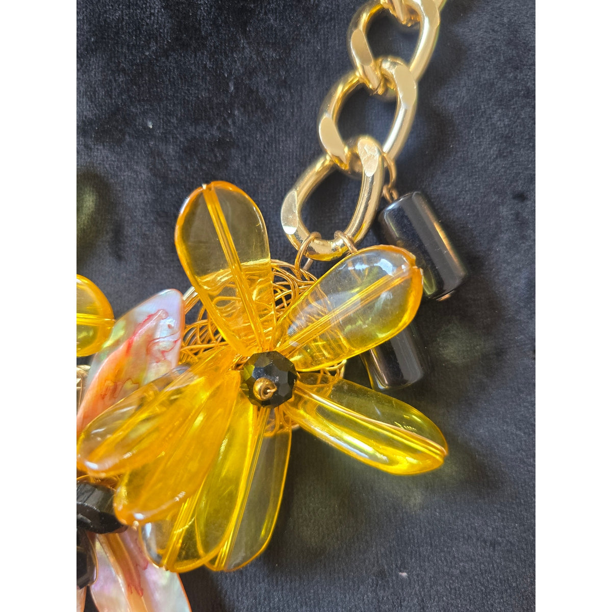 C 1946 Gold Tone Amber Orange Lucite Floral Statement Necklace