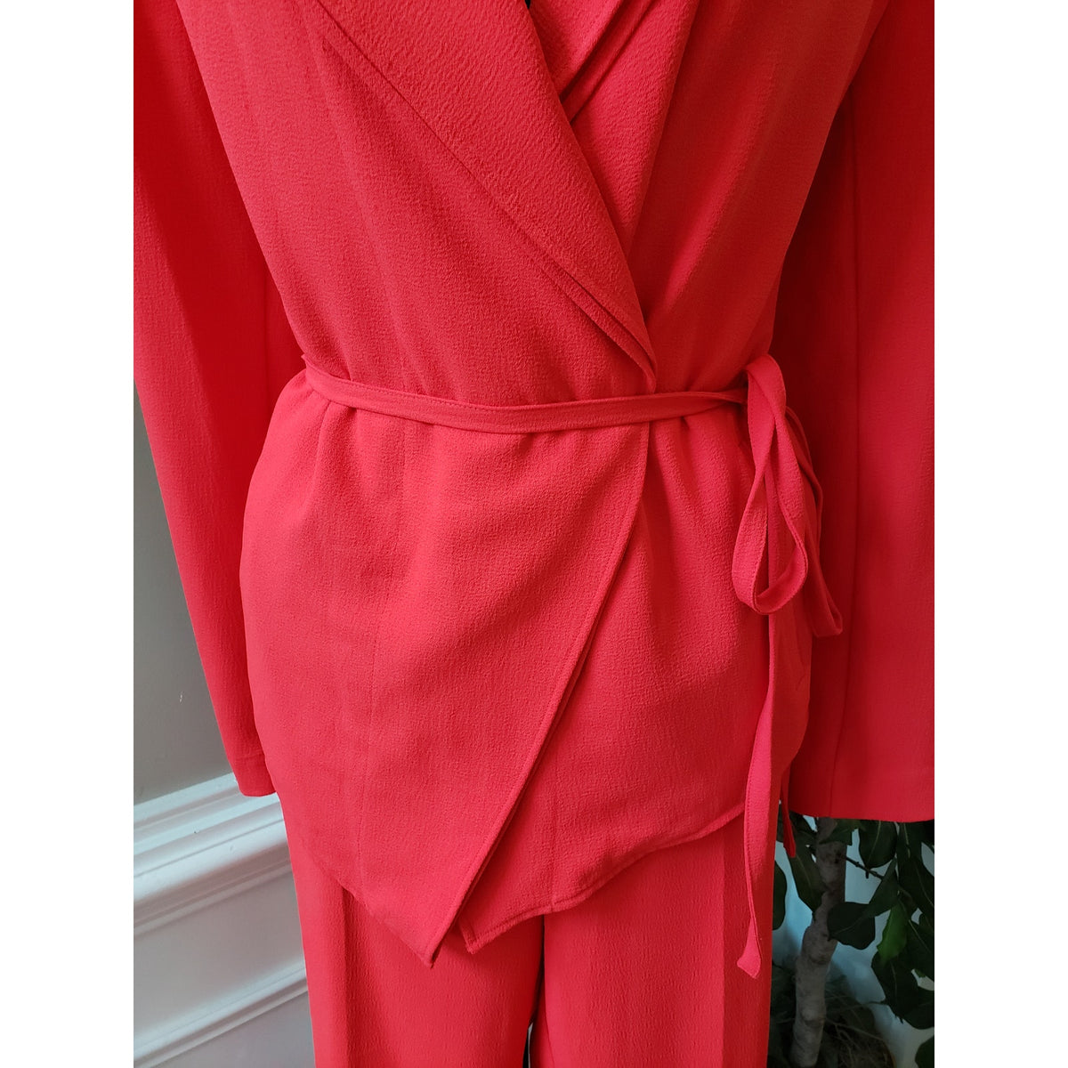 7th Avenue 2 Piece Suit Womens L/14 Red Pockets Slim Fit Notch Lapel Tie Waist