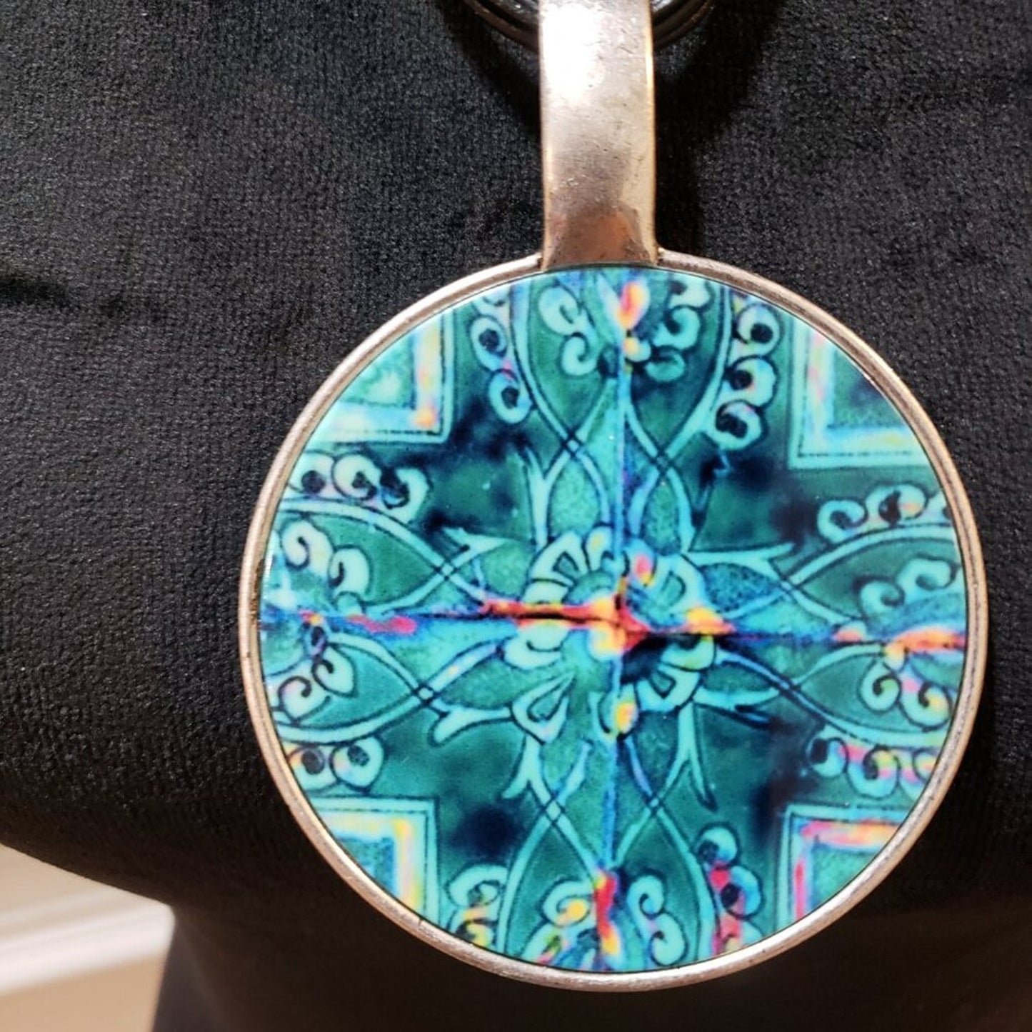 Womens Fashion Silver Blue Pendant Silver and Turquoise Leather Necklace Jewelry