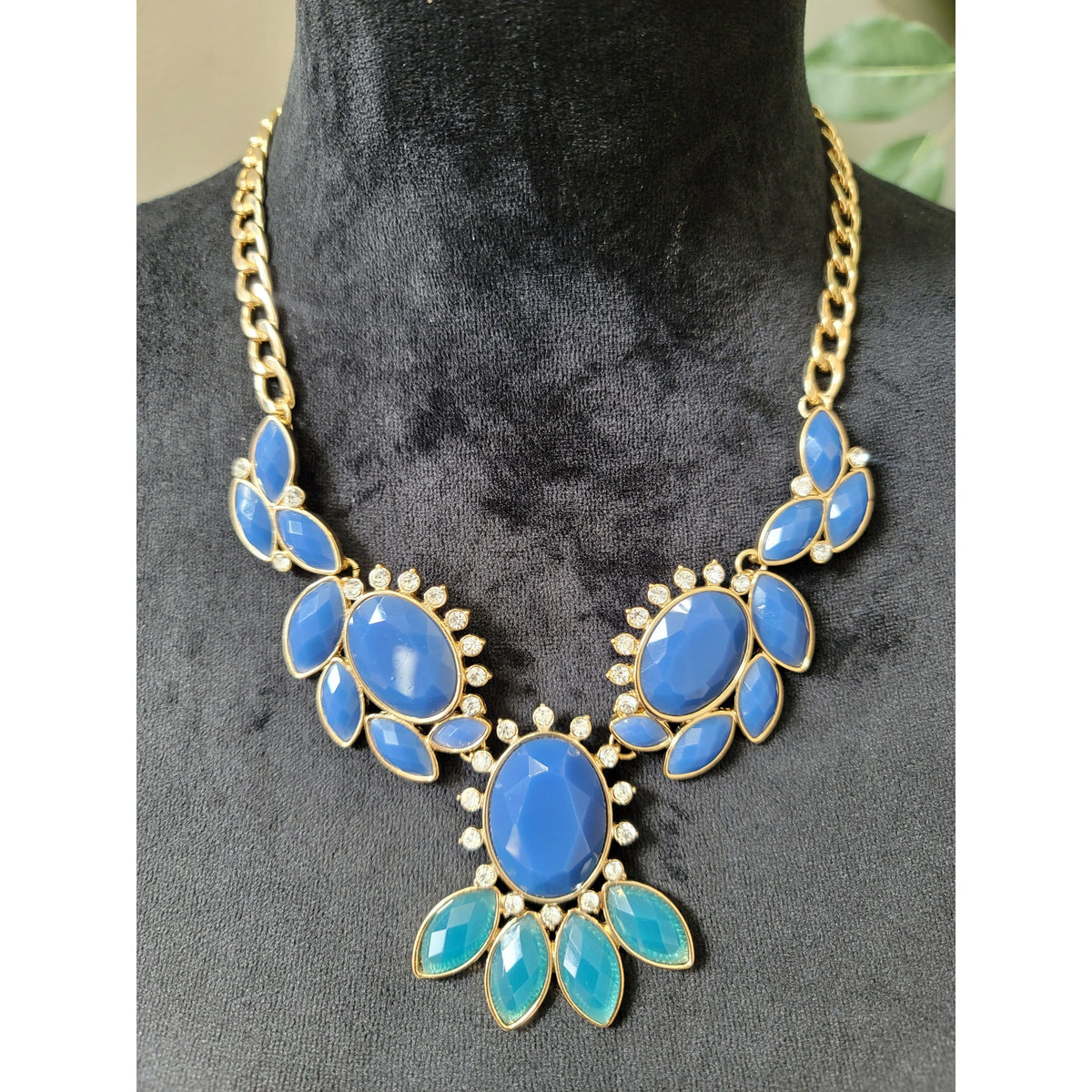 Women Blue and Turquoise Statement Necklace and Earrings Set with Crystal Accent