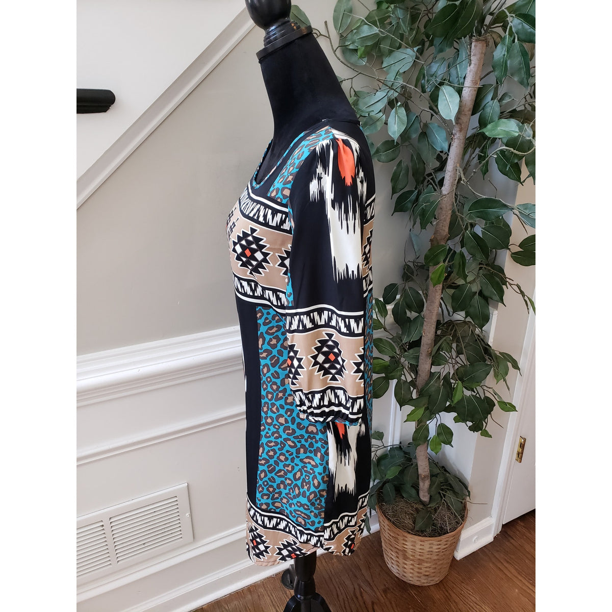 Jay Fit & Flare Dress Women's Small Black White Geometric Round Neck Long Sleeve
