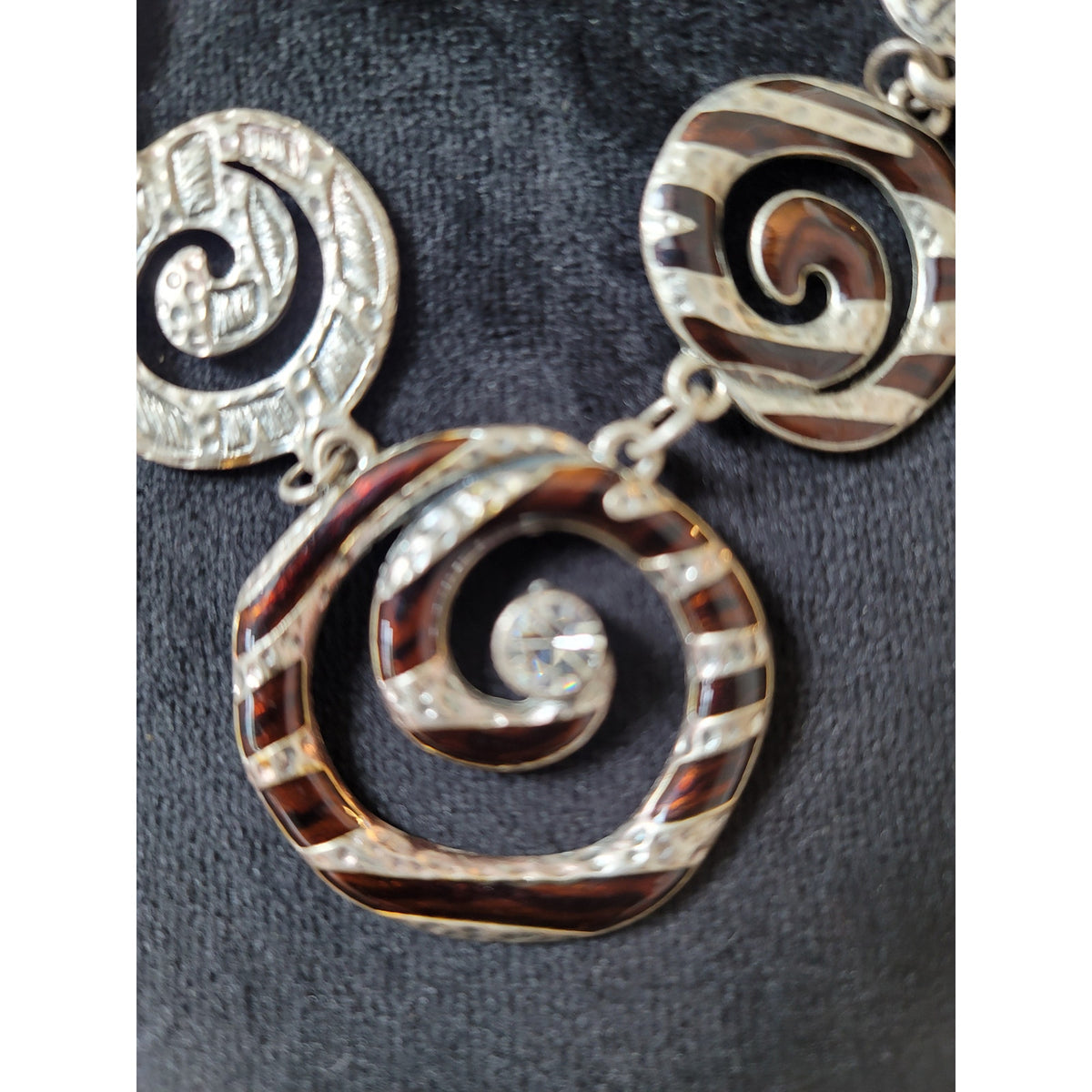 Women's Spiral Pendant Statement Necklace With Lobster Clasp Chain Jewelry