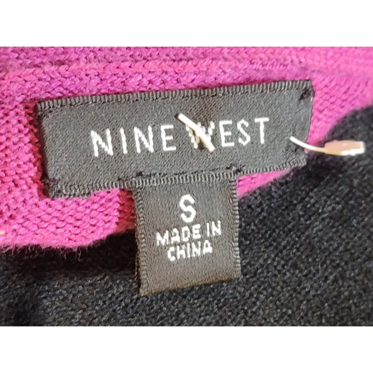 Nine West Cardigan Sweater Women's Small Pink Ribbed Petal Trim V-Neck Button
