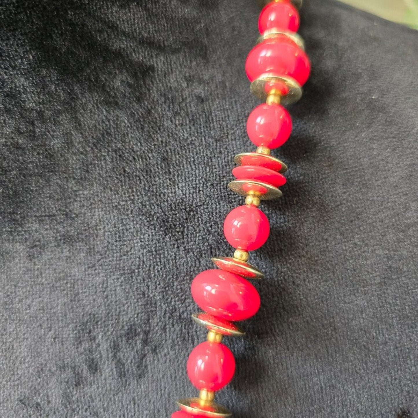 Womens Red Lucite Bead Gold Accents Single Strand Collar Necklace w/ Spring Ring