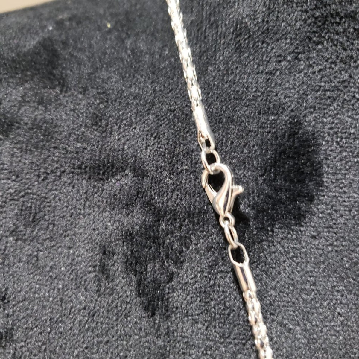 Vintage Womens Blue Rhinestone Inlaid Round Pendant Long Sweater Chain Necklace