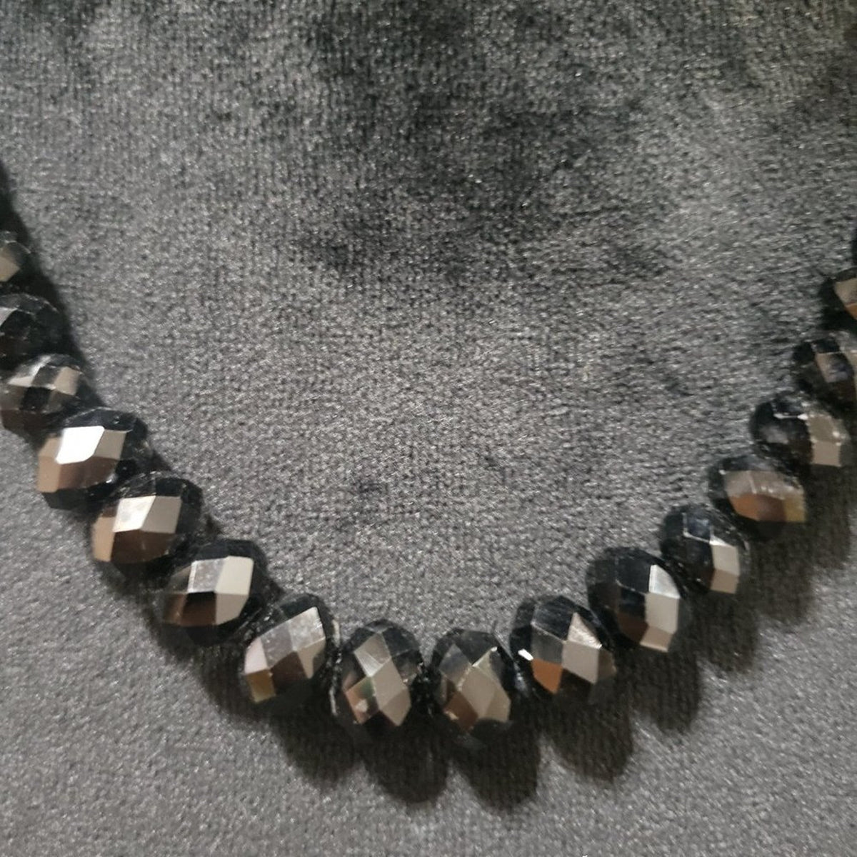 Icing Black Single Strand Round Beads Statement Necklace with Lobster Clasp
