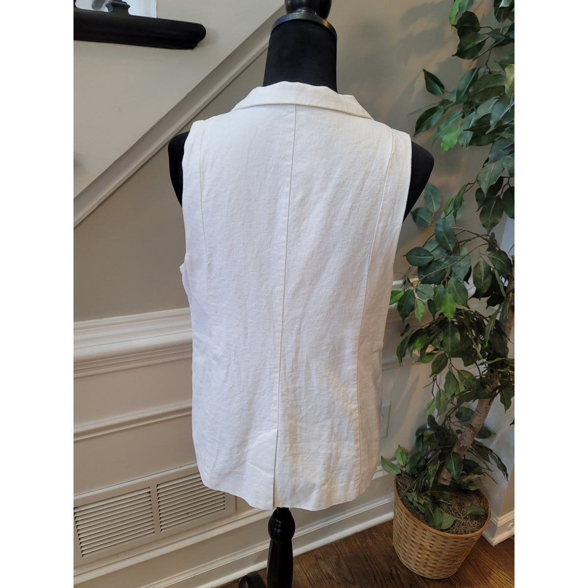 Old Navy Tailored Vest Women's Small White Single Button Front Welt Pockets