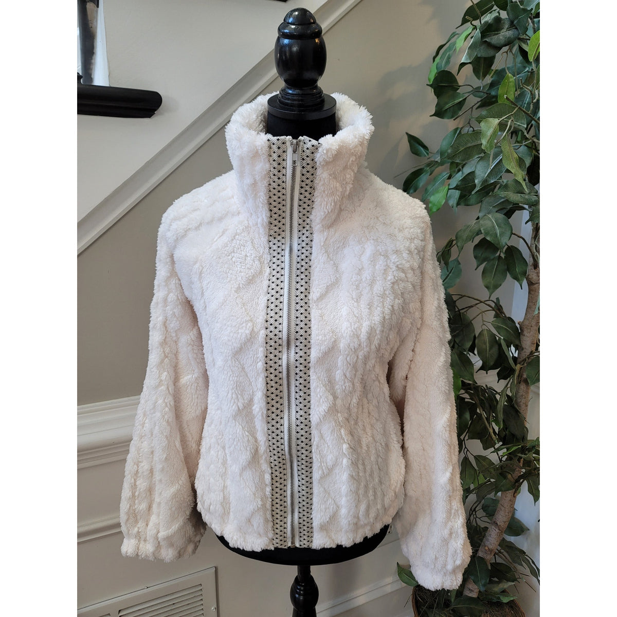 Cali1850 Plush Sherpa Jacket Women's Medium Cream Teddy Fleece Full Zipper