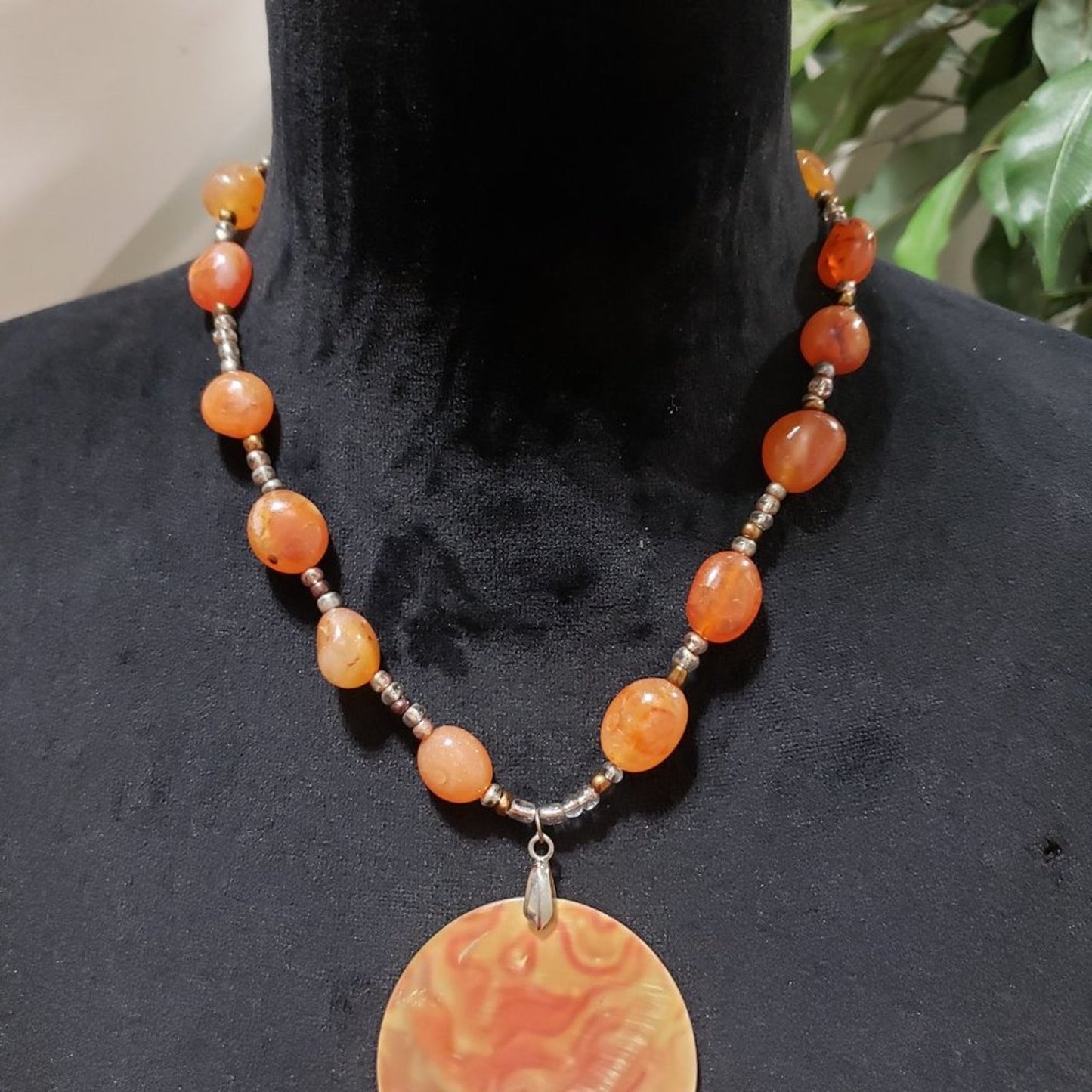 Womens Fashion Beaded Big Stone Disc Pendant Collar Necklace with Toggle Clasp