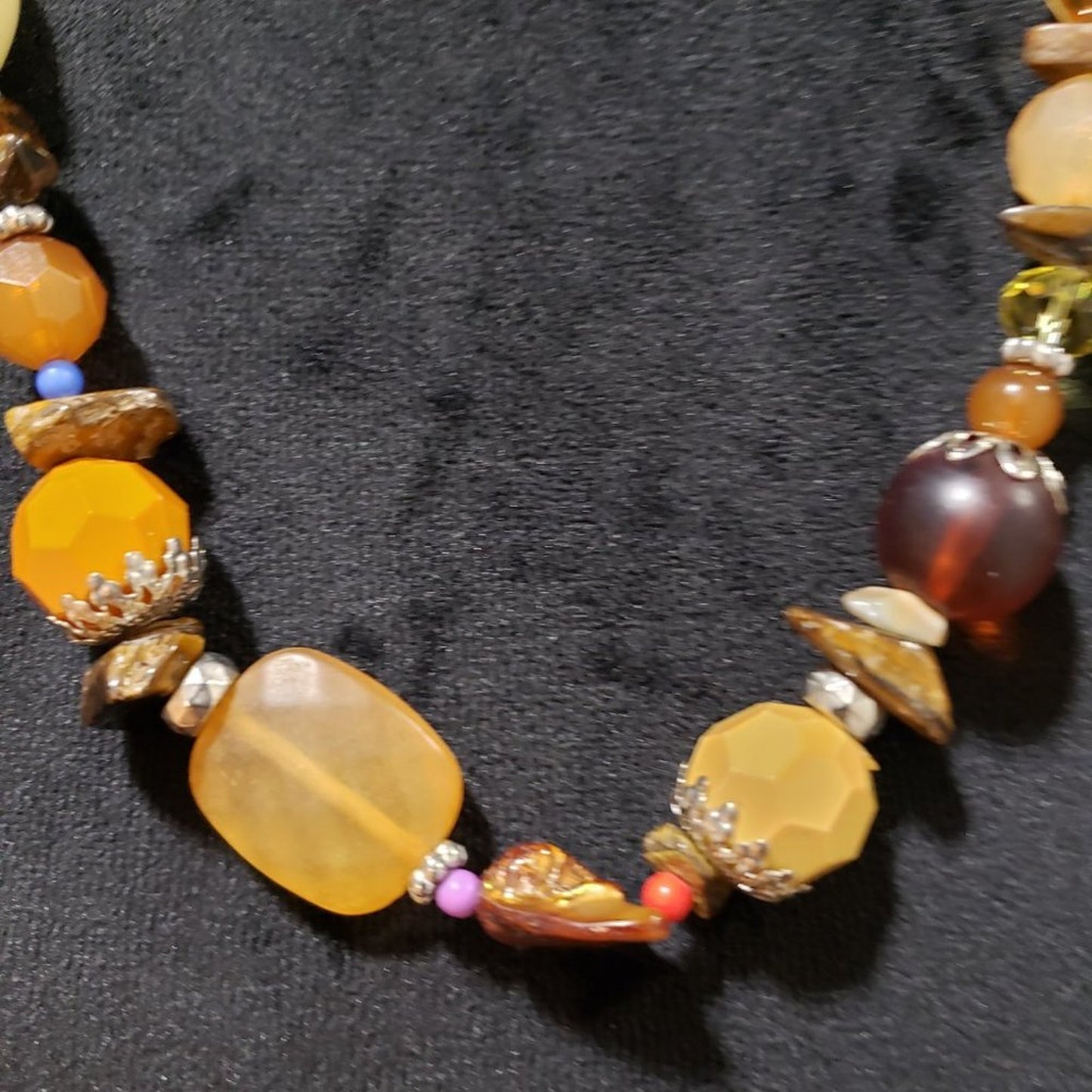 Womens Fashion Multi Chunky Retro Beaded Stones Collar Necklace w/ Lobster Clasp