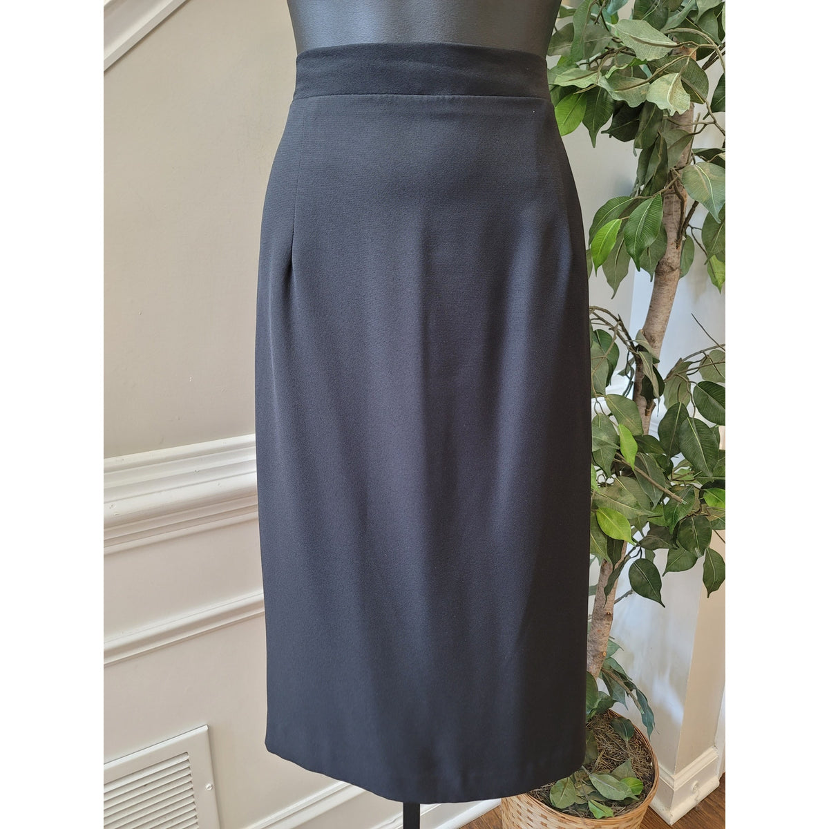 Why Skirt Suit Women's Size 16 Black Button Up Front Back Slit Fully Lined