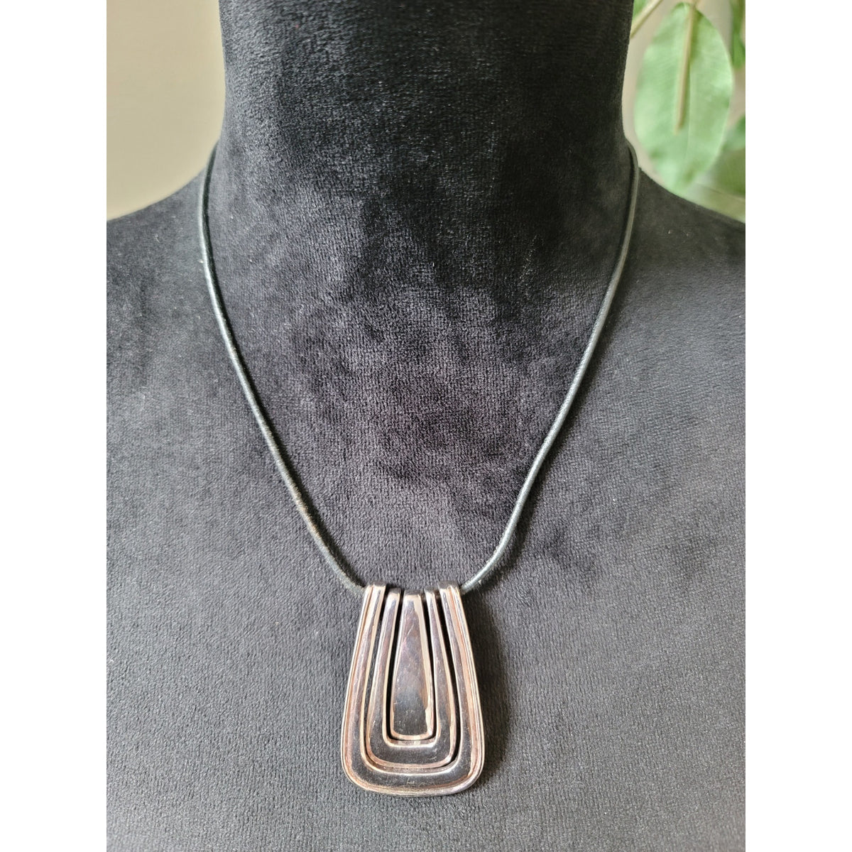 Chico's Modern Geometric Pendant Necklace With Lobster Clasp Black Cord Jewelry
