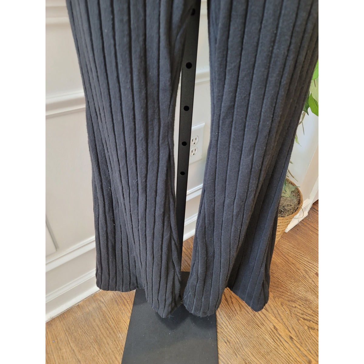 Shein Ribbed Zipper Jumpsuit Women’s Size 6 Black Turtleneck Long Sleeves