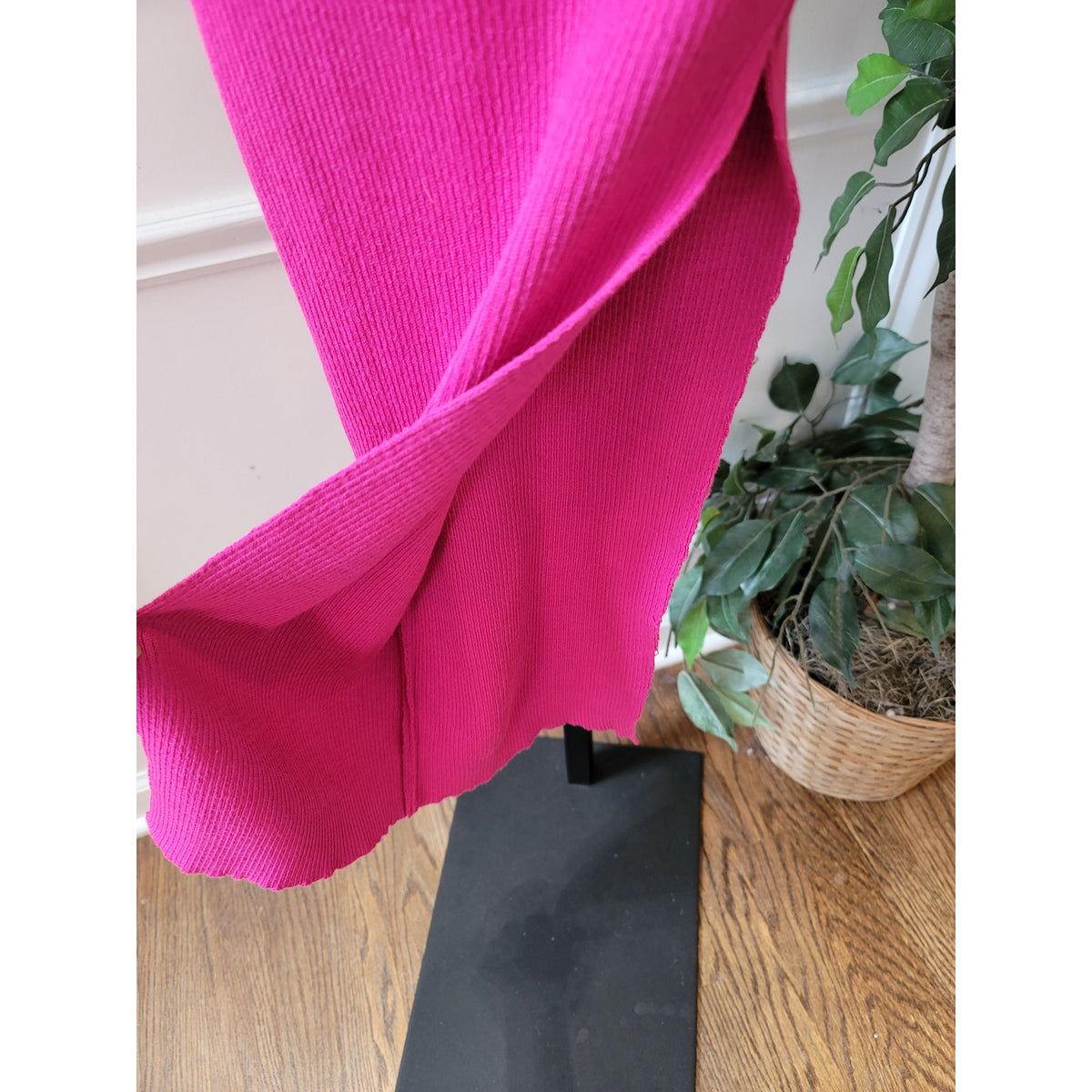 Boohoo Maxi Dress Women's Medium Hot Pink Ribbed Knit Two Tone Off The Shoulder