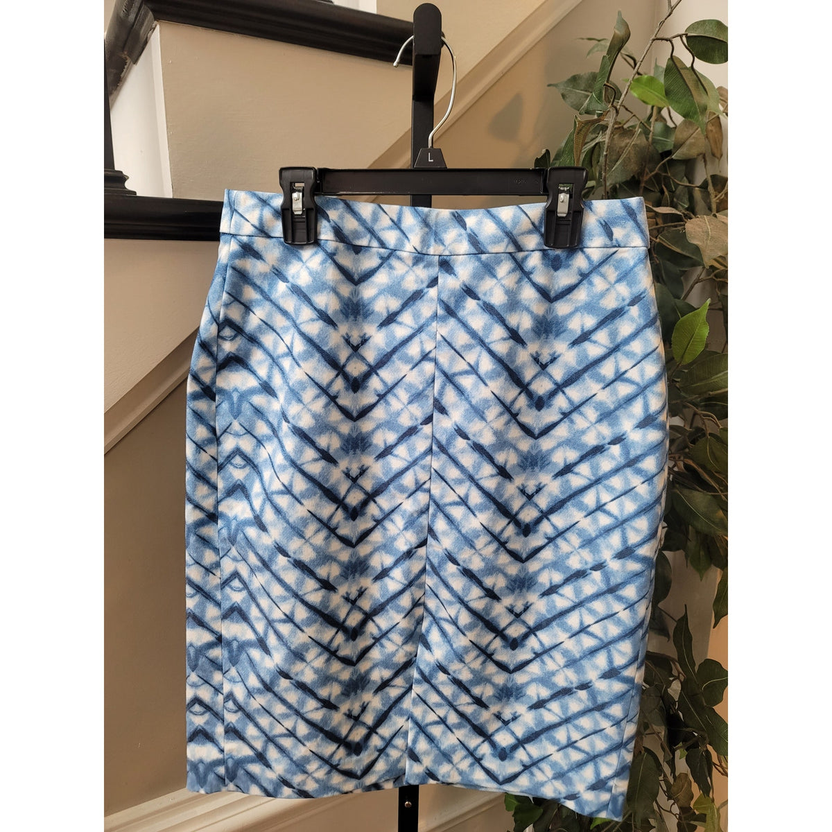 Banana Republic Pencil Skirt Women's Size 4 Blue Geometric Lined Back Zipper