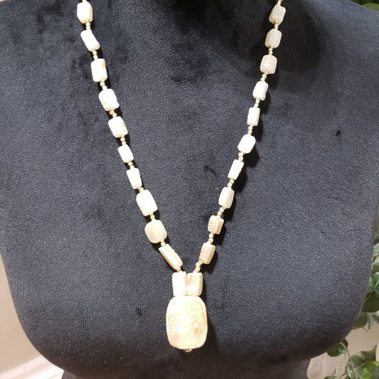 Vintage Womens Chunky Carved Scarab Beetle White Soap Stone Beaded Necklace