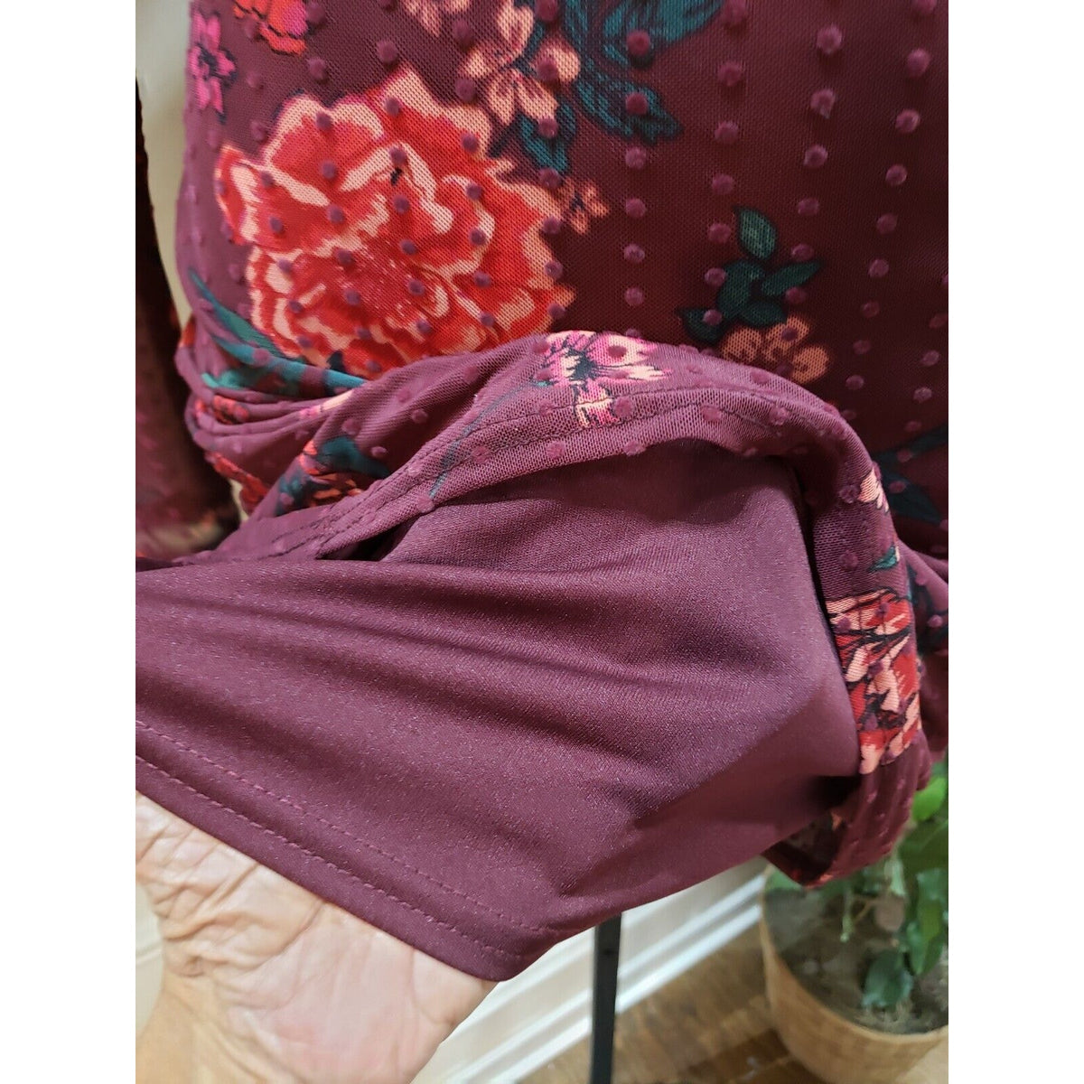 Planet Gold Maroon Dotted Mesh Floral Lined Mock Neck Knee Length Dress Size S