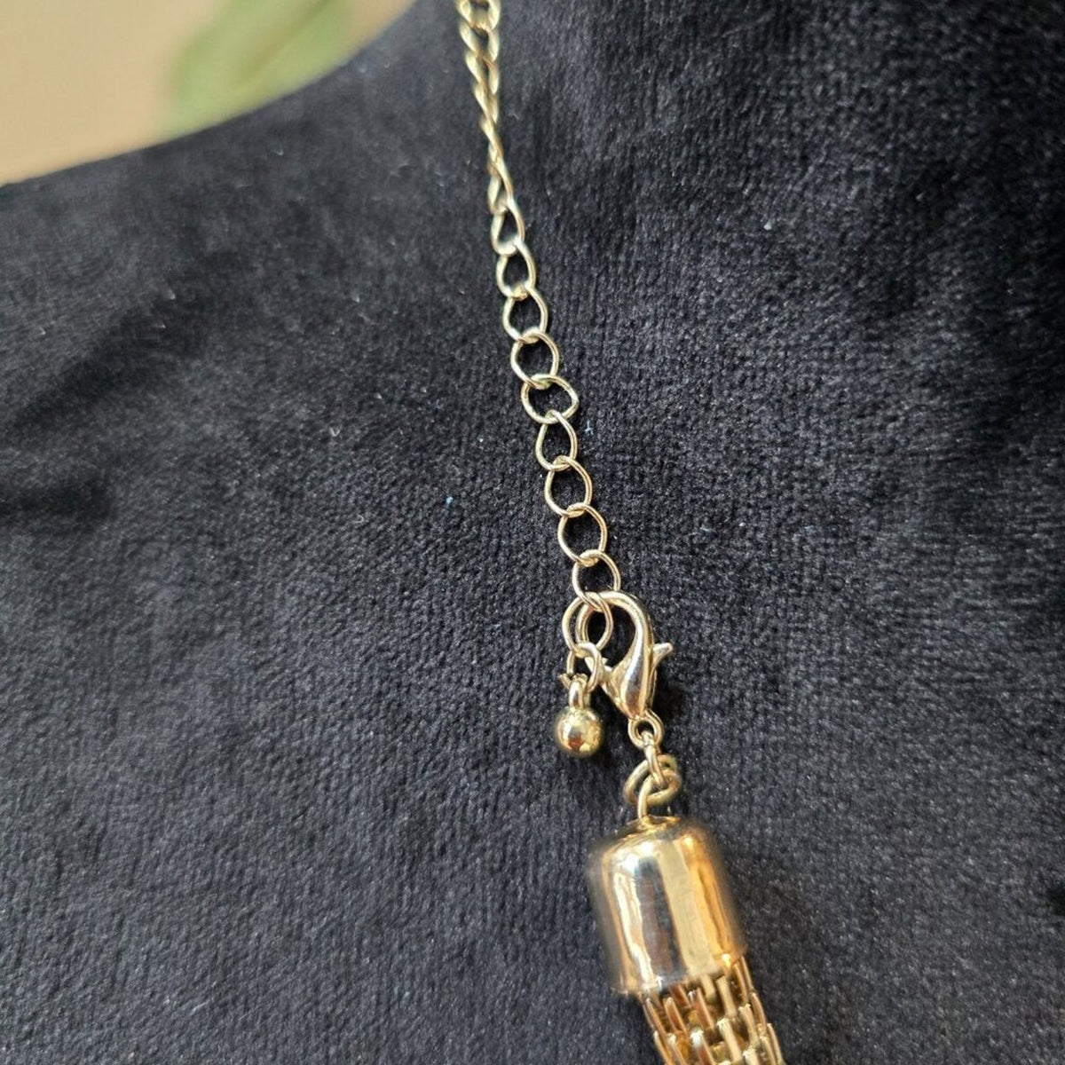 Womens Ivory Faux Pearls Gold Tone Snake Chain Necklace with Lobster Clasp