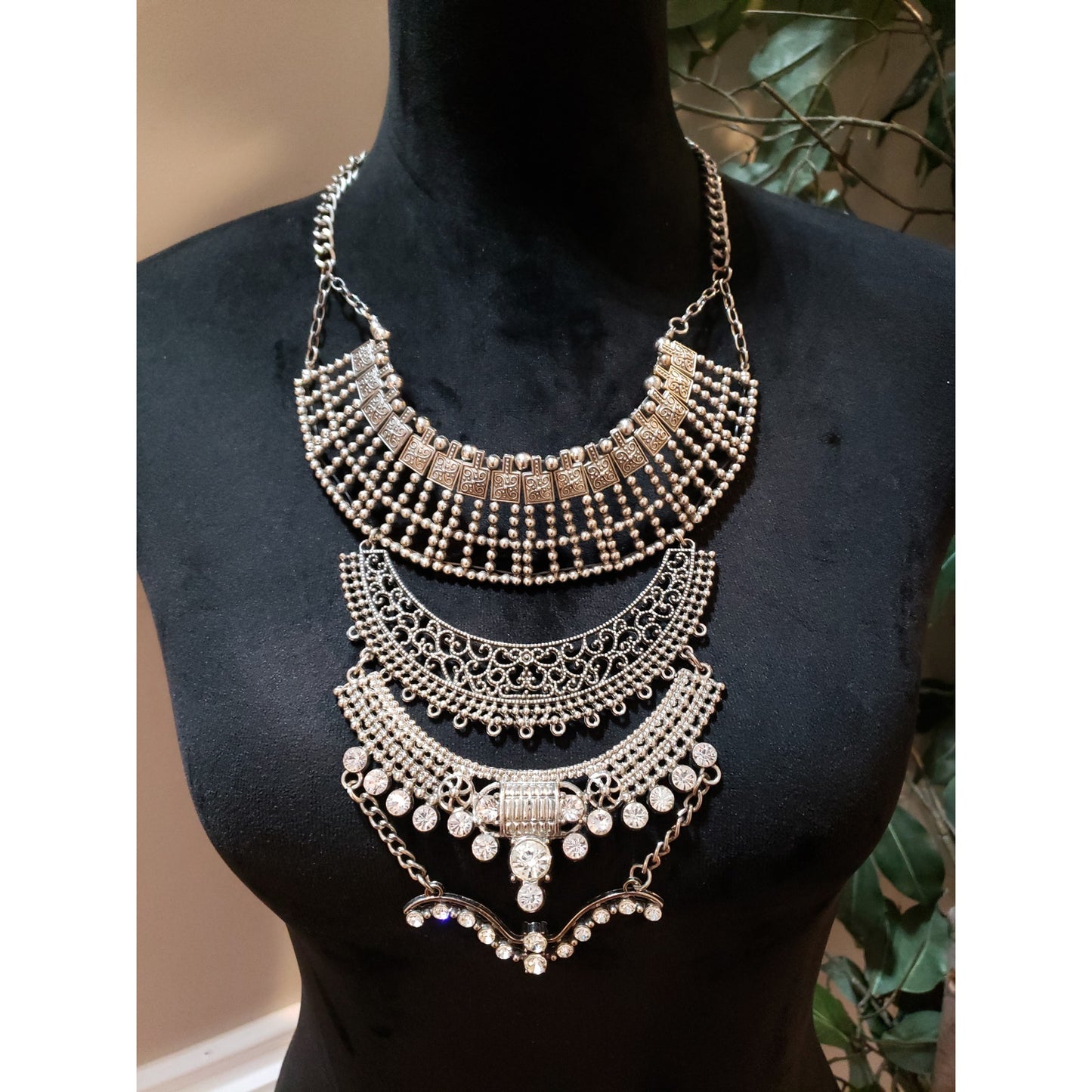 Women Fashion 4 Strand Crystals Metal Beaded Filigree Statement Necklace Jewelry