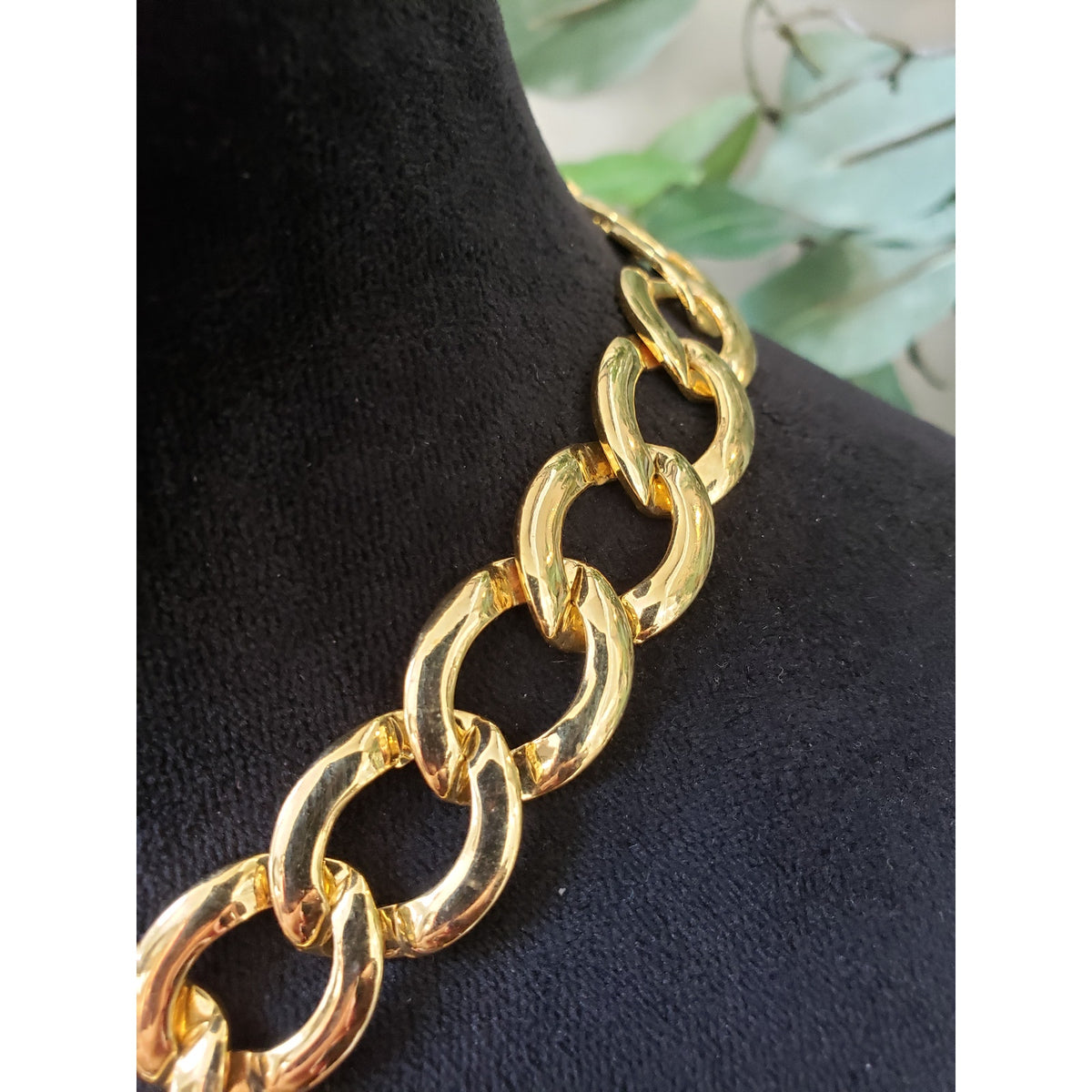 Womens Gold Tone Large Curb Link Chain Choker Necklace Jewelry with Box Clasp