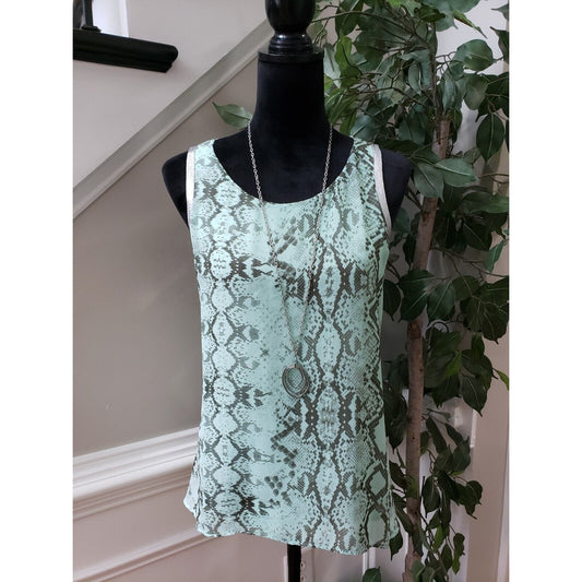 Jennifer Lopez Women's Green Snake Print Round Neck Sleeveless Top Blouse Small