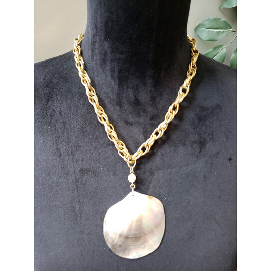 Womens Gold Rope Chain Necklace with Pearl and Shell Pendant Lobster Clasp Style