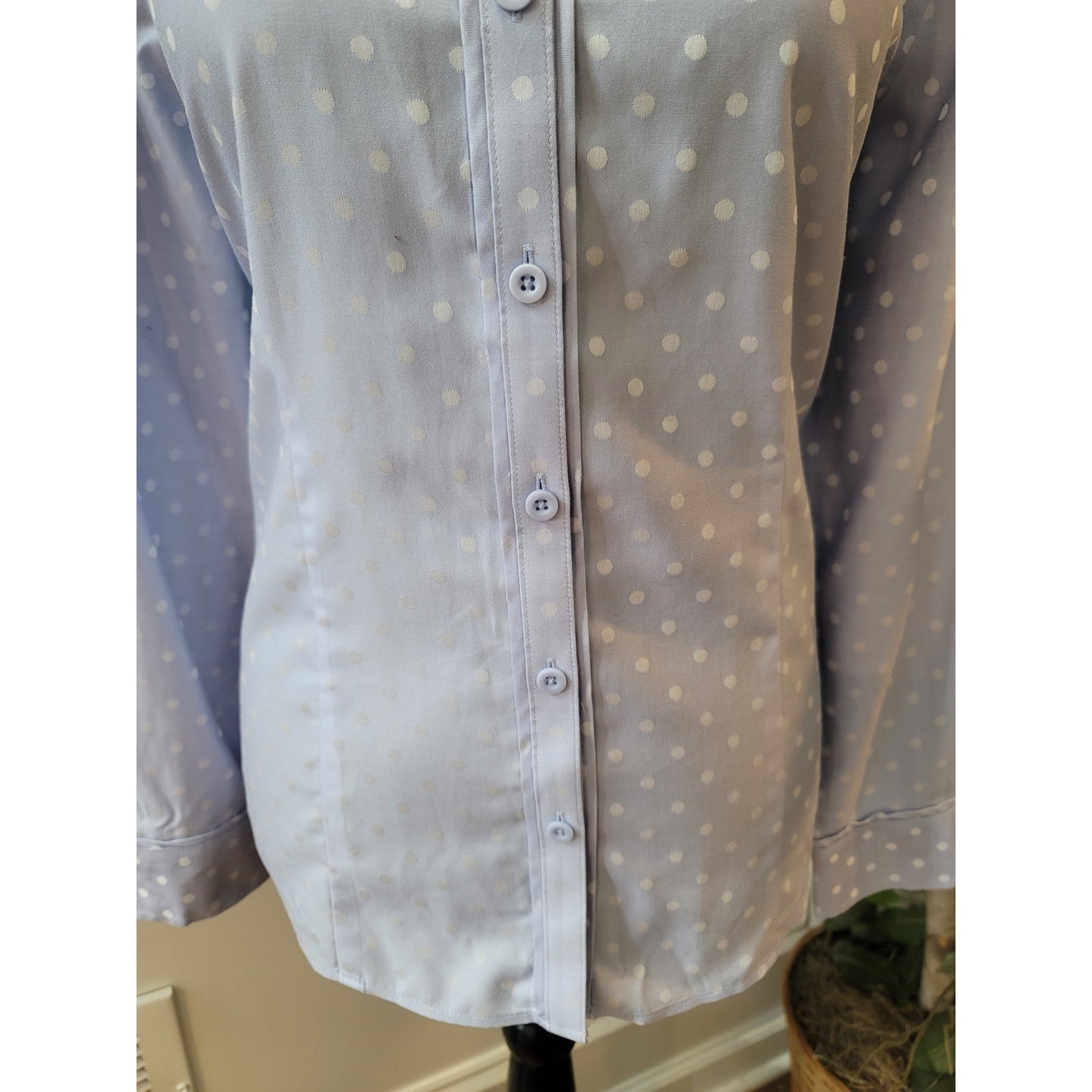 Chico's Button Front Shirt Women's Size 1 Medium Light Blue Polka Dot Cotton