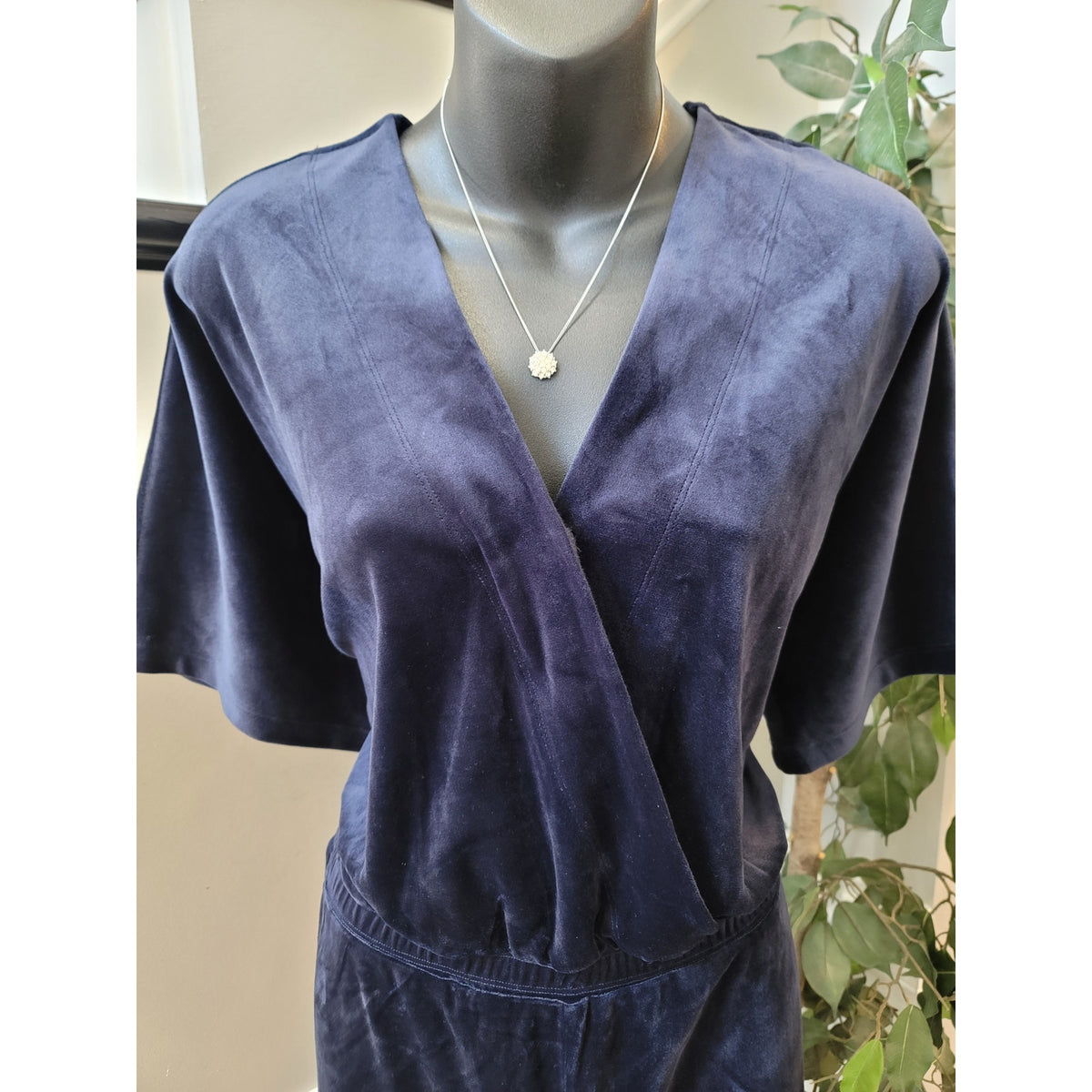 Anthropologie Saturday Sunday Jumpsuit Women’s Size Medium Navy Short Sleeves