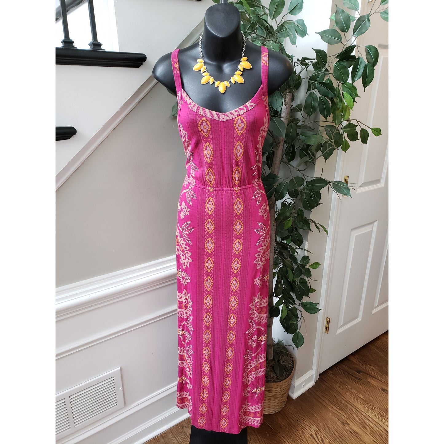 Sonoma Long Maxi Dress Women's Size Medium Purple Strap Round Neck Sleeveless