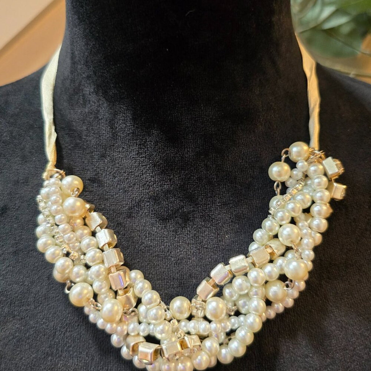 Womens Fashion White Layer Pearls Rhinestone Chunky Statement Necklace