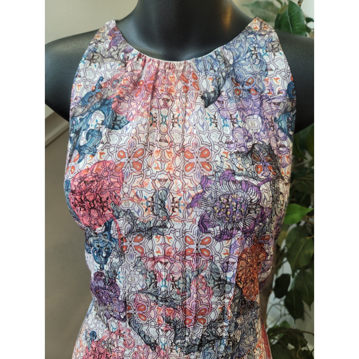 H&M Maxi Dress Women's Size 4 Multicolor 100% Polyester Sleeveless Crew Neck