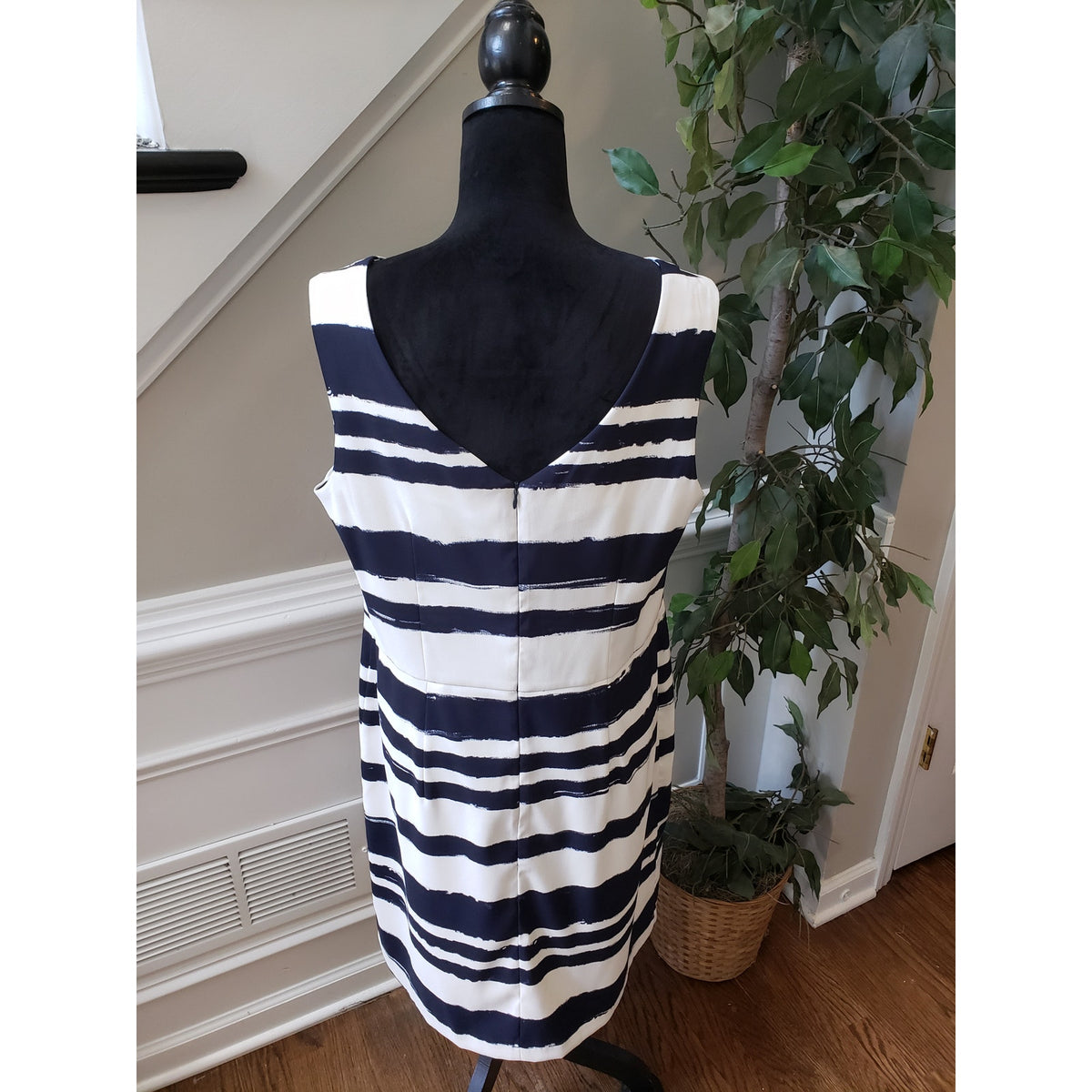 AB Studio Dress Women 16 Navy White Sheath Sleeveless Striped Career Stretch