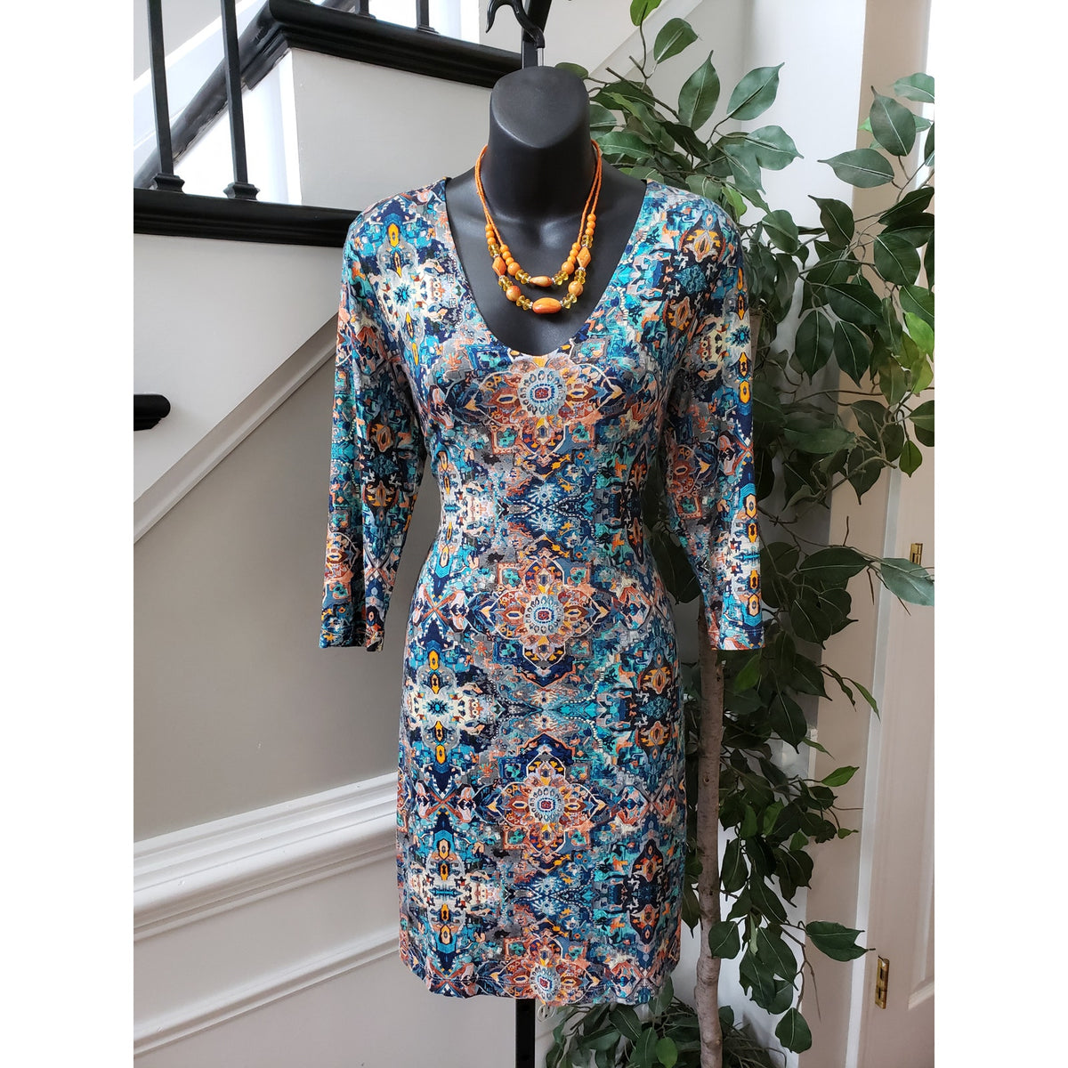 Karen Kane Knee Length Dress Womens Medium Multi Viscose Casual V Neck Back Zip
