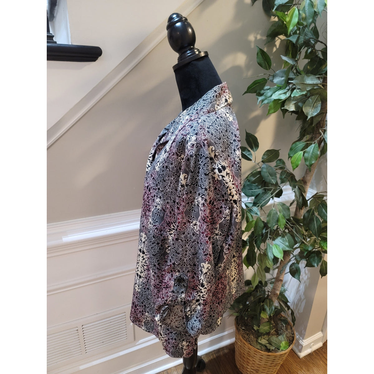 George Blouse Top Women's SZ 2X Multicolor Damask Button Up Collar Long Sleeves