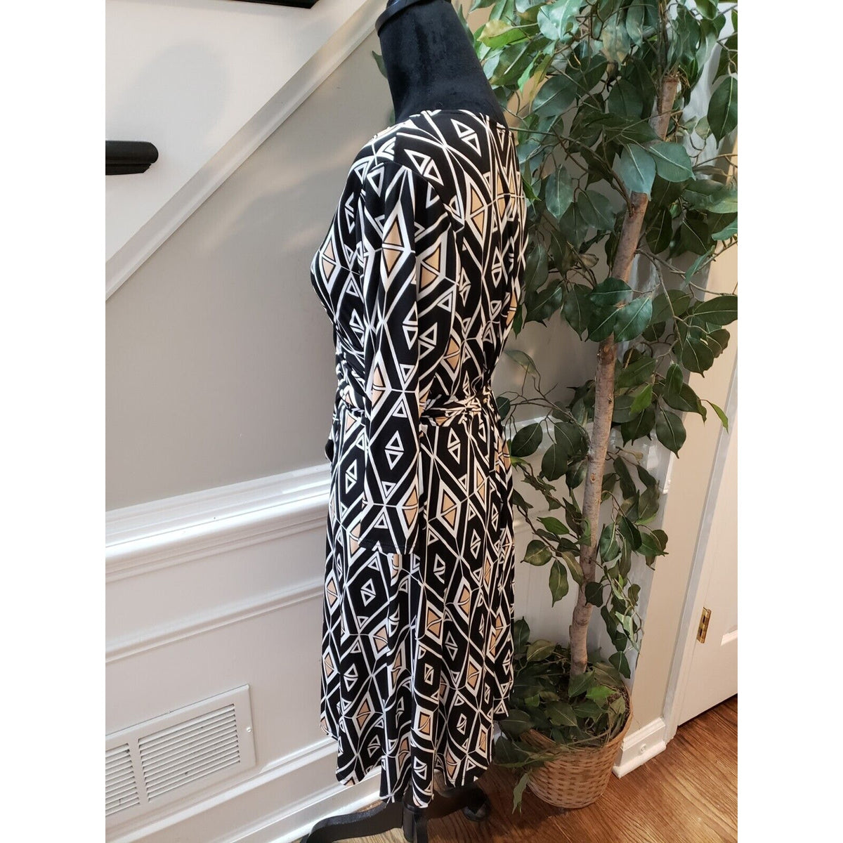 East Adeline Womens Black White Polyester V-Neck 3/4 Sleeve Knee Length Dress 1X