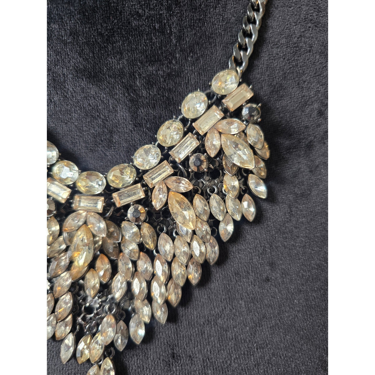 Silver Tone Clear Crystal Rhinestone Marquise Teardrop Cascading Bib Necklace