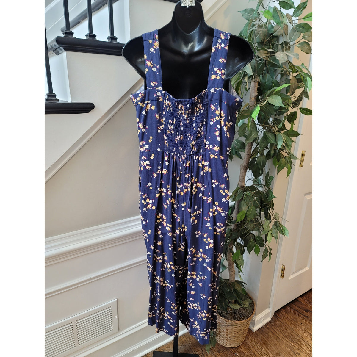 PopSugar Floral Jumpsuit Women's Size Large Navy Square Neck Sleeveless