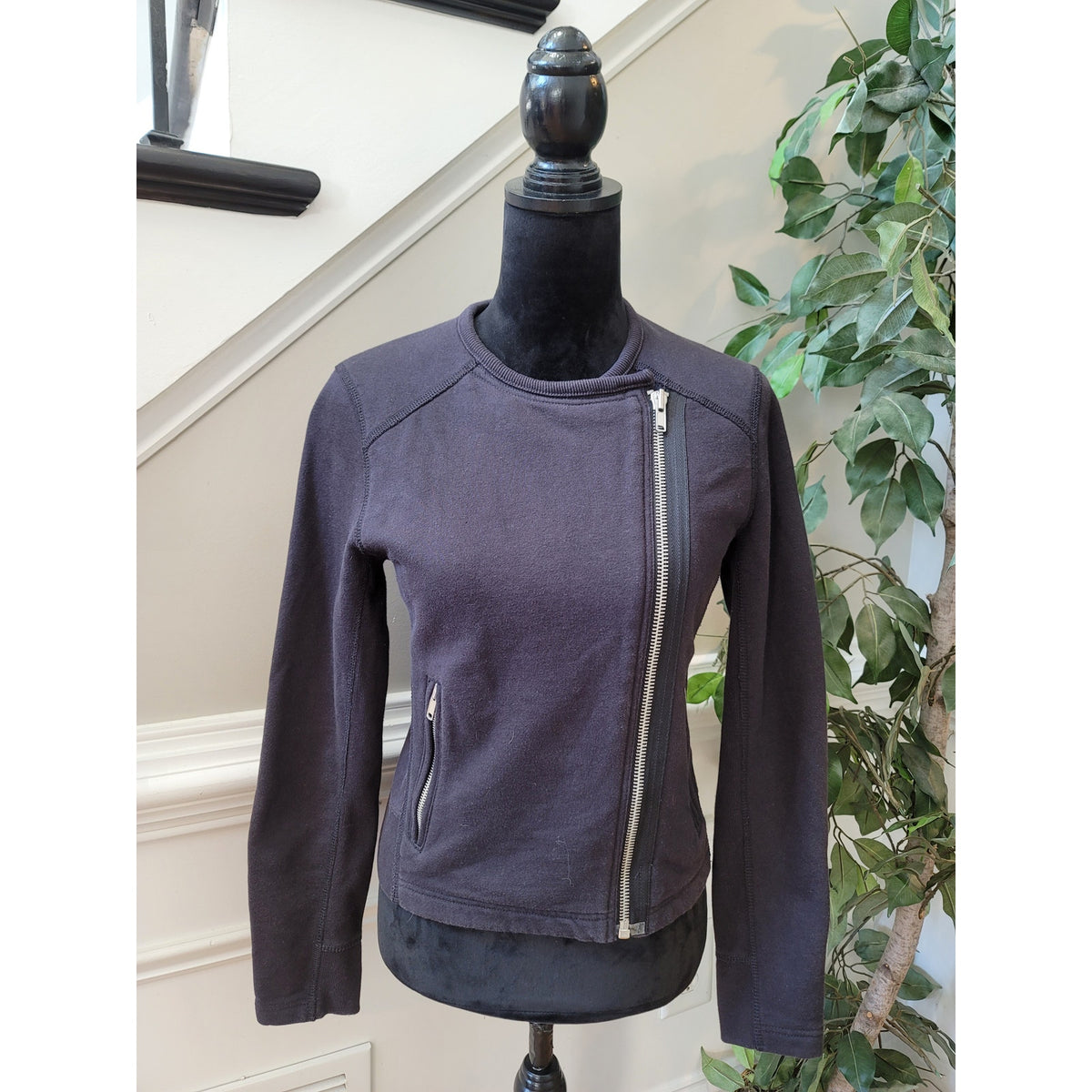 Gap Moto Jacket Women's Small Black Asymmetrical Full Zip Flatlock Stitching