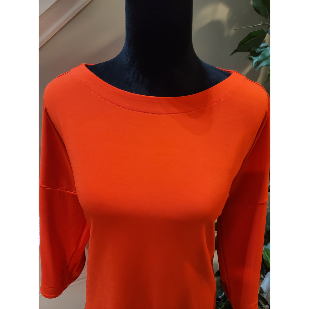 Chico’s Blouse Top Women's SZ 0 Coral Orange 3/4 Drop-Shoulder Sleeves Boat Neck