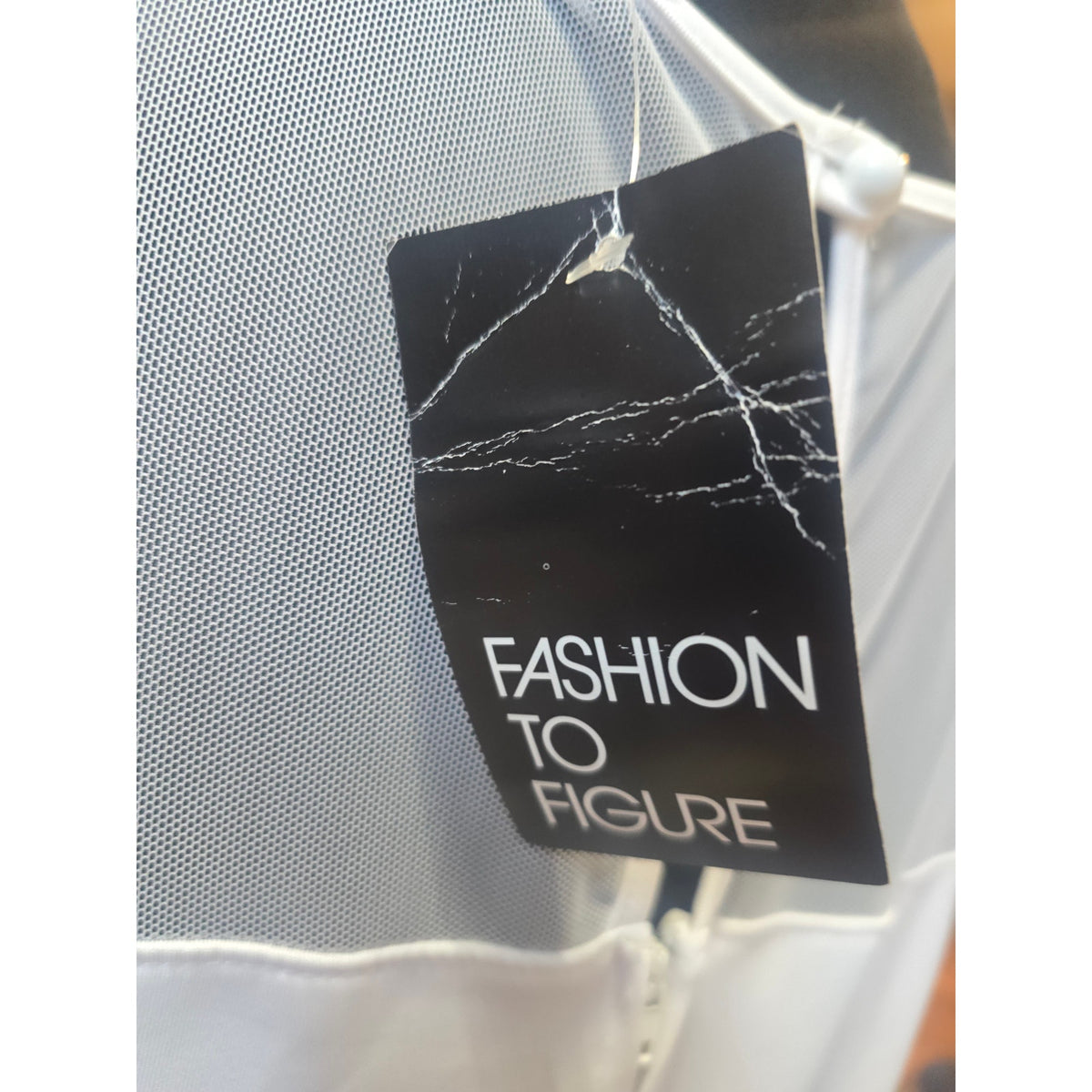 Fashion To Figure Sheath Dress Women's Size 1X White Peplum Waist Back Keyhole