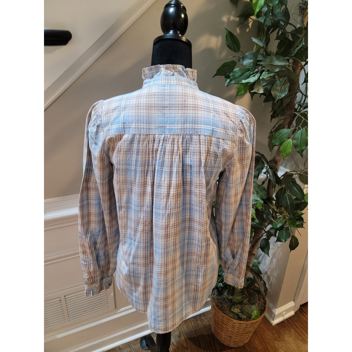 Loft Shirt Women XS Multi Cotton Plaid Ruffle Band Collar Curved Hem Button-Up