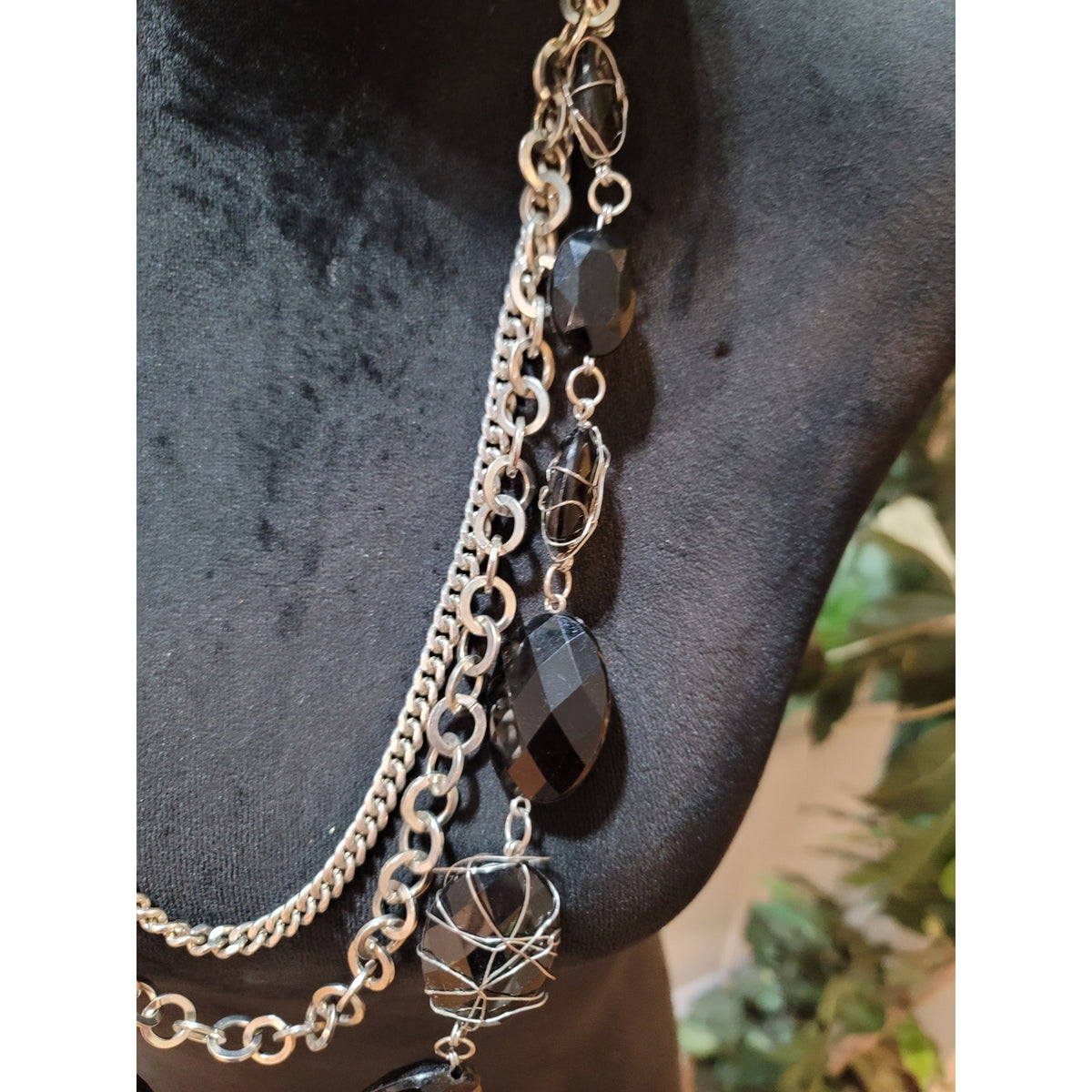 NY Women's Multi Strand Silver Chain Necklace Black Faceted Wire Wrapped Beads