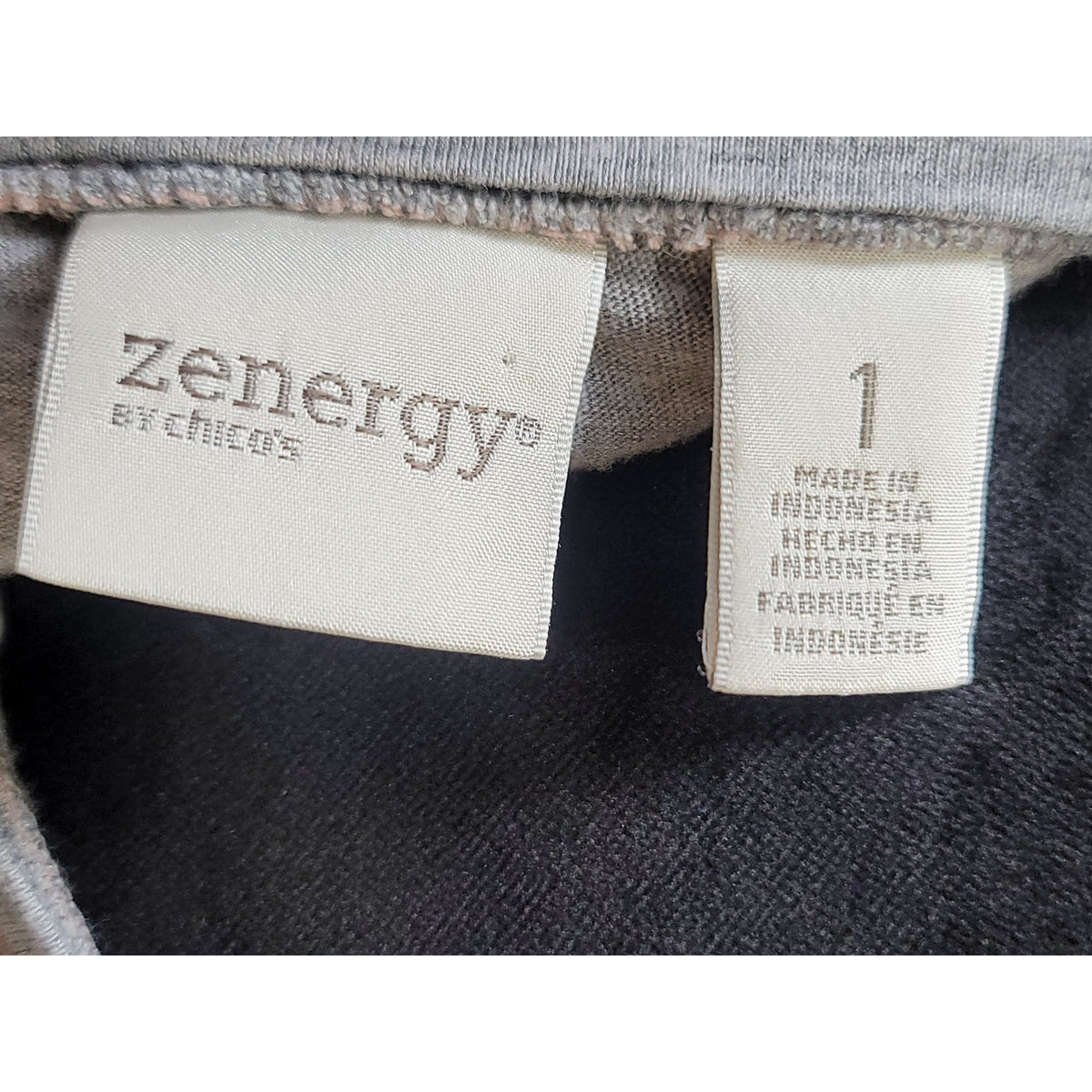 Zenergy By Chico's Blouse Women's Size 1/M Gray Short Sleeves Crew Neck Top