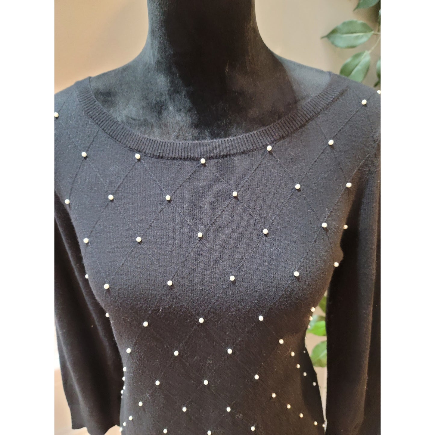 ELLE Sweater Women's Medium Black Pearl Embellished 34 Sleeve Pullover Knit