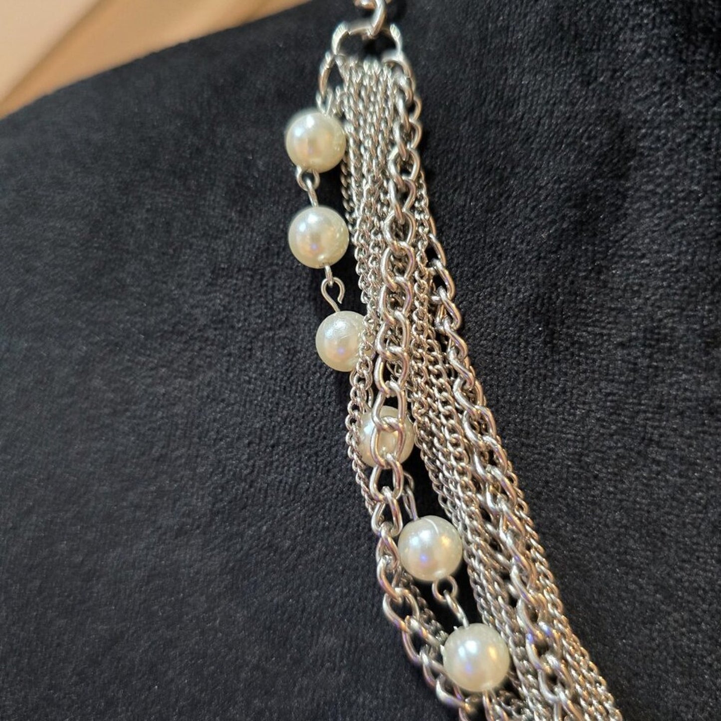 Womens Fashion Silver 5 Strand Chain and Pearls Beaded Necklace w/ Lobster Clasp