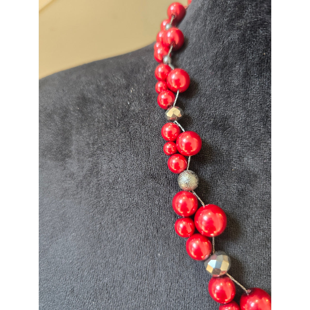 Red Beaded Cluster Statement Necklace Silver Tone Bold Fashion Jewelry