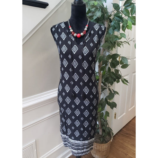Time & Tru Women's Black 100% Rayon V-Neck Sleeveless Knee Length Dress Size XXL